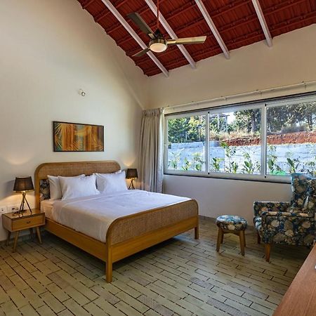 Saffronstays Mariposa By The River Montana, Karjat Esterno foto